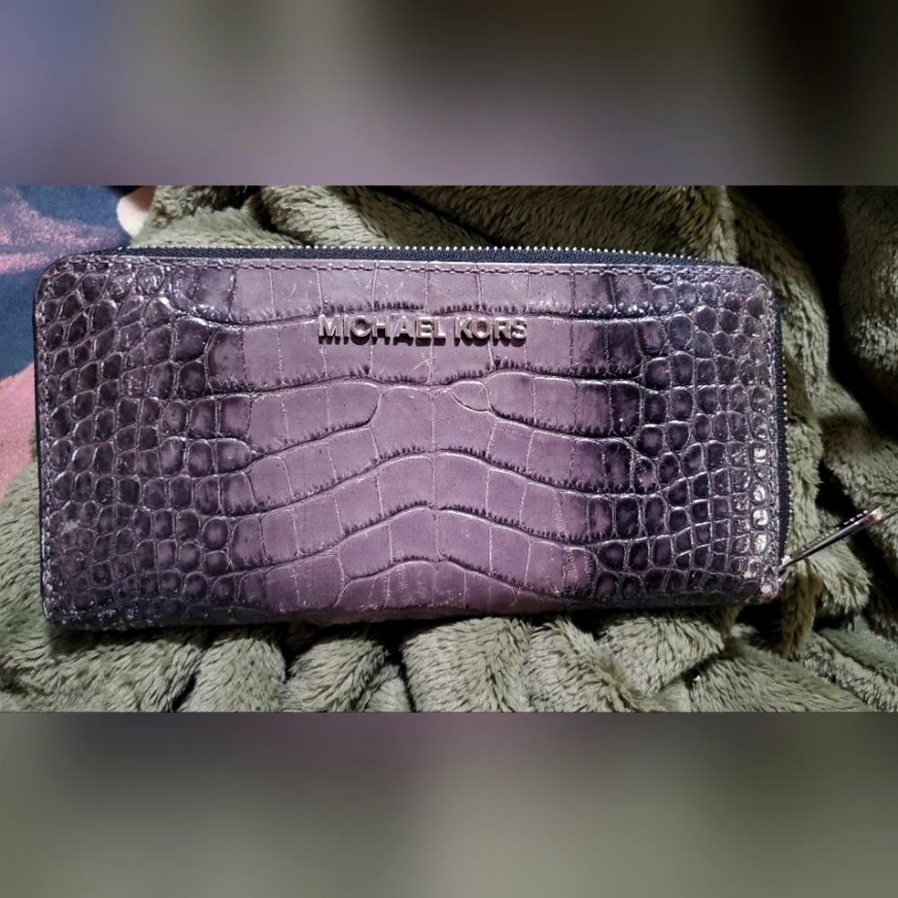 Michael Kors wallet